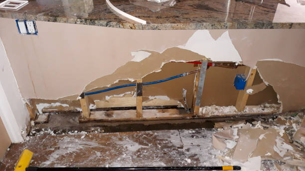Best Sewage cleanup and water damage restoration  in Penn Valley, CA